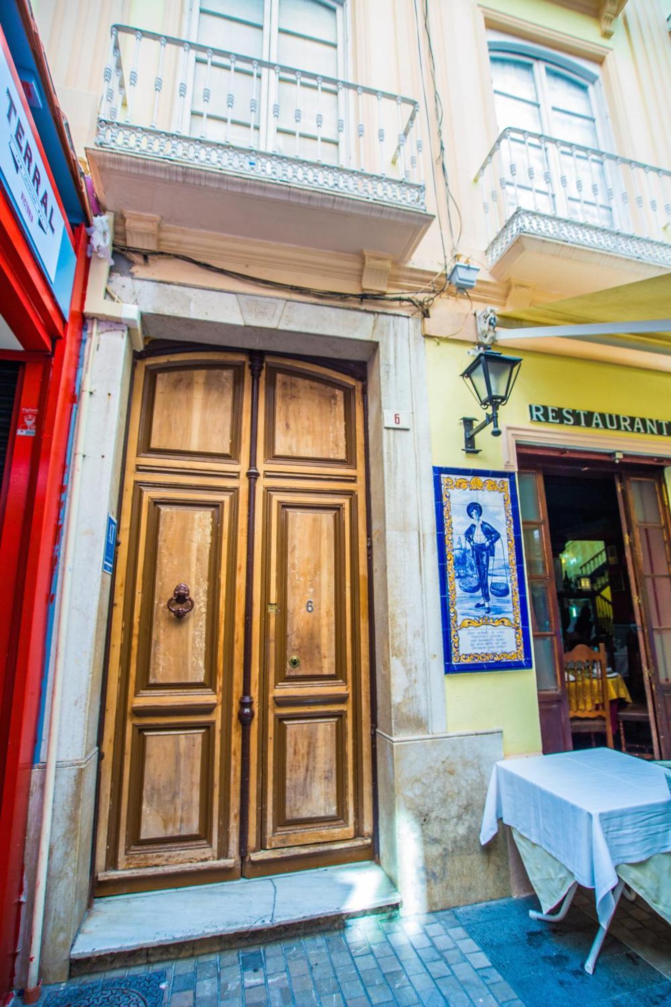 מאלגה Apartamentos Catedral מראה חיצוני תמונה