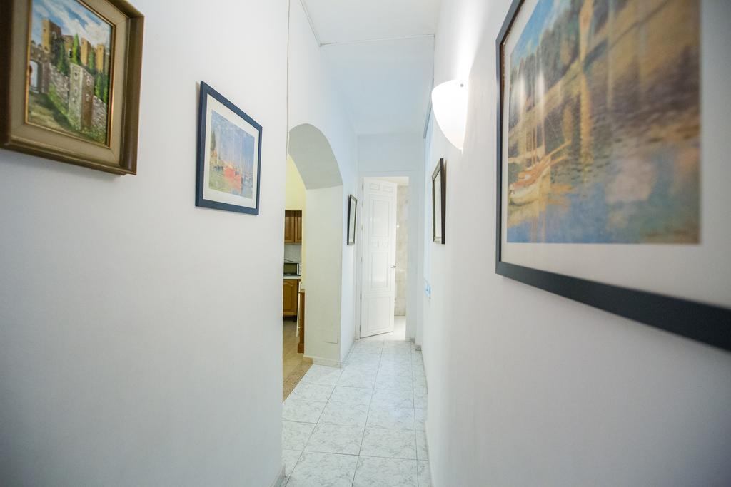 מאלגה Apartamentos Catedral מראה חיצוני תמונה