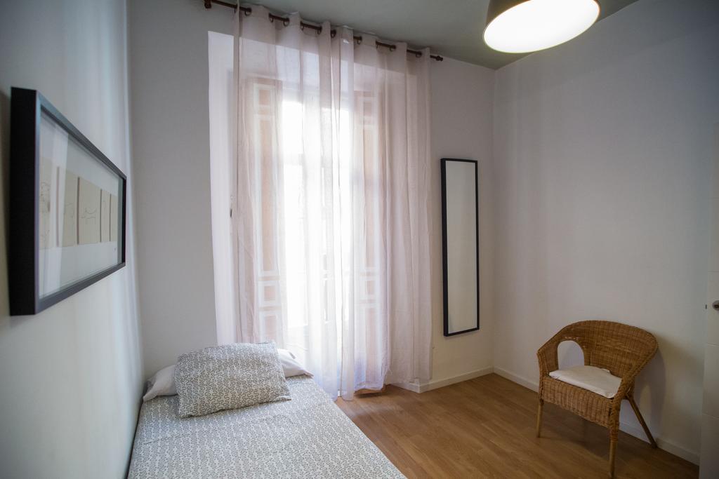 מאלגה Apartamentos Catedral מראה חיצוני תמונה