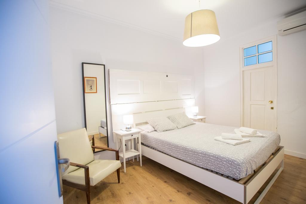 מאלגה Apartamentos Catedral מראה חיצוני תמונה