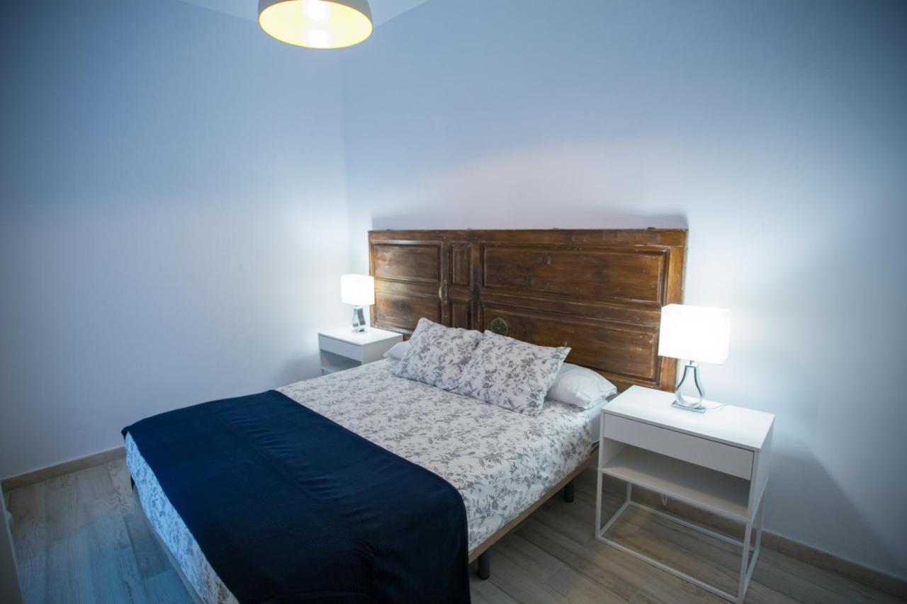 מאלגה Apartamentos Catedral מראה חיצוני תמונה