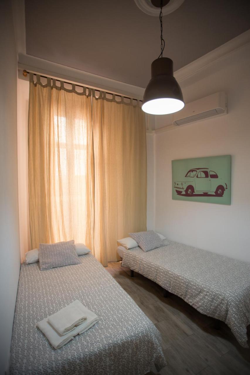מאלגה Apartamentos Catedral מראה חיצוני תמונה