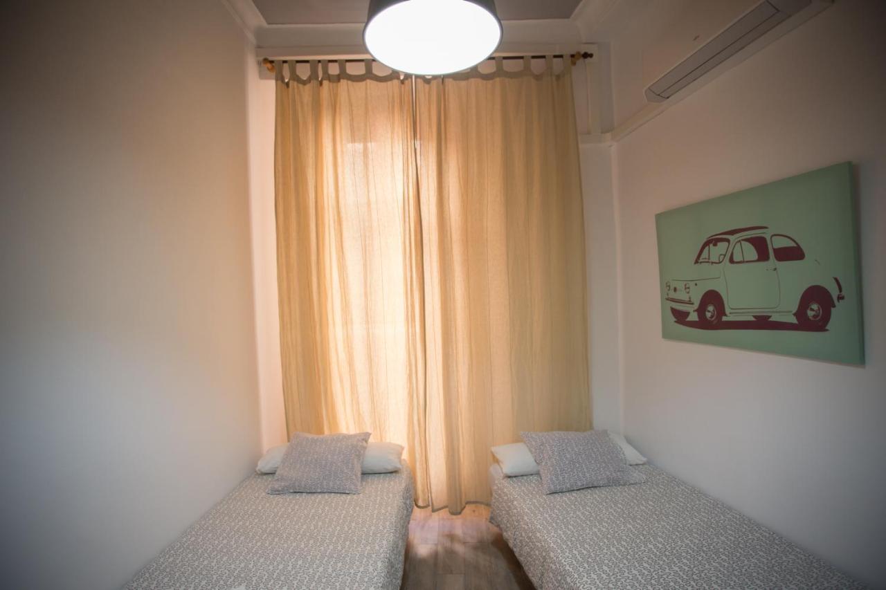 מאלגה Apartamentos Catedral מראה חיצוני תמונה