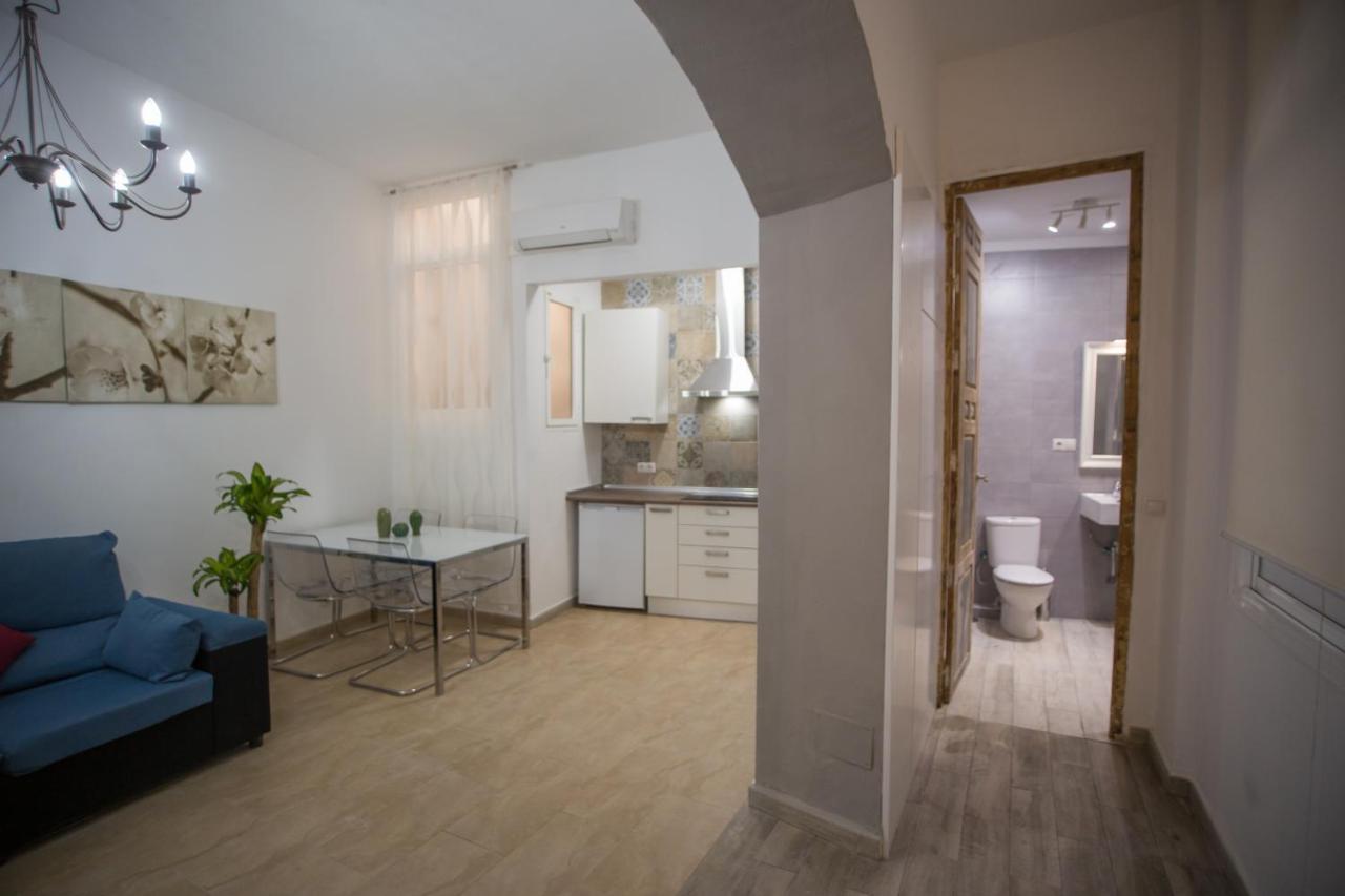 מאלגה Apartamentos Catedral מראה חיצוני תמונה