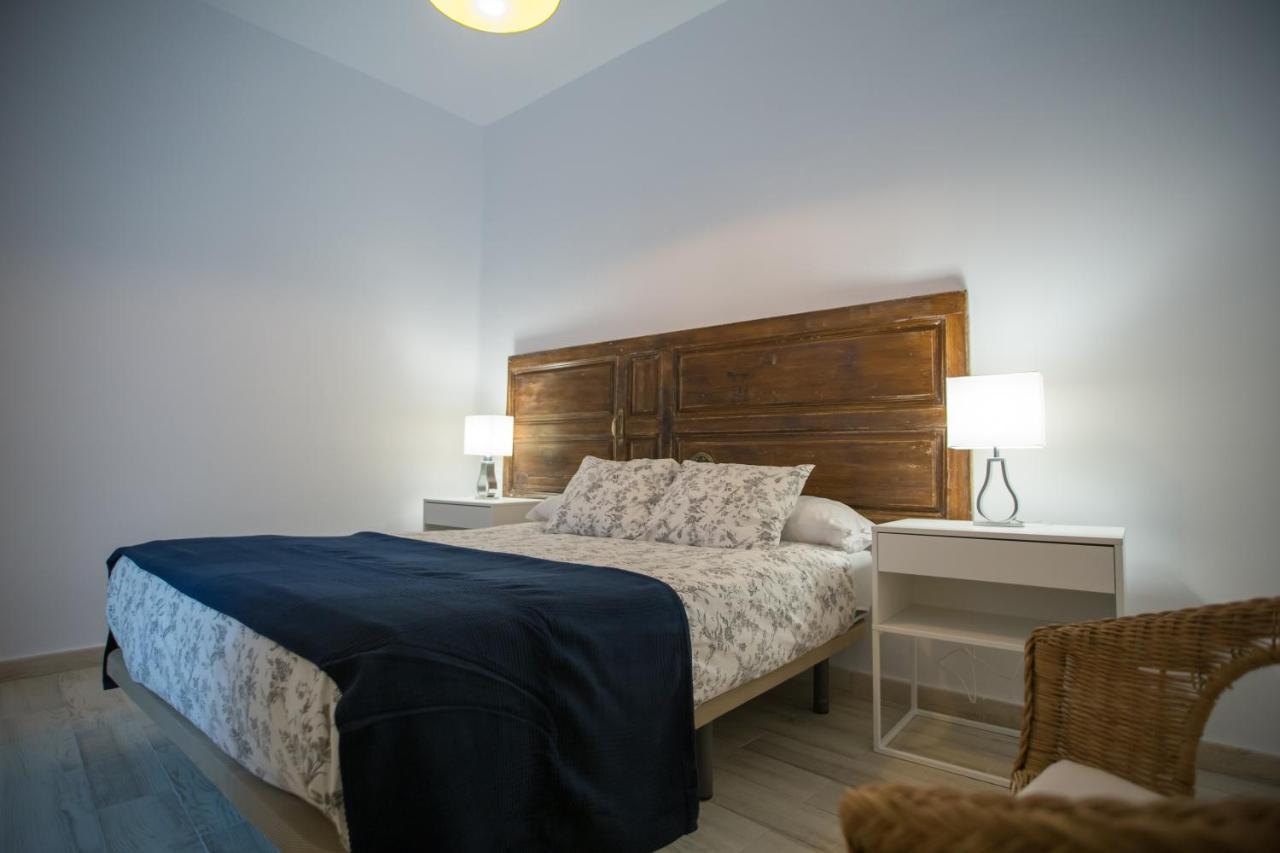 מאלגה Apartamentos Catedral מראה חיצוני תמונה