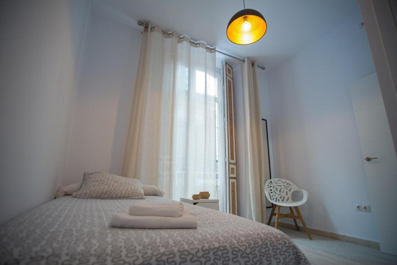מאלגה Apartamentos Catedral מראה חיצוני תמונה
