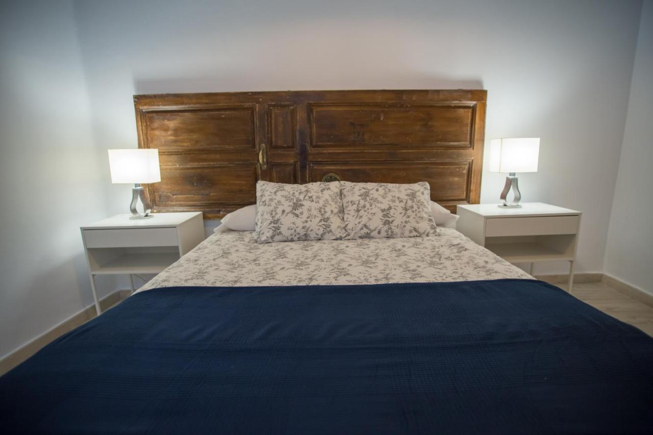 מאלגה Apartamentos Catedral מראה חיצוני תמונה